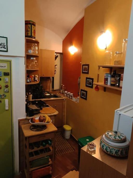 Casa Vacanza-Donnamalia Napoli Centro Storico Villa Luaran gambar